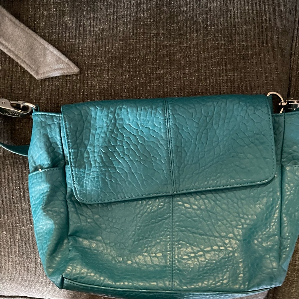 Vintage peacock pebble Jewell by Thirty-one Fashion week bag.